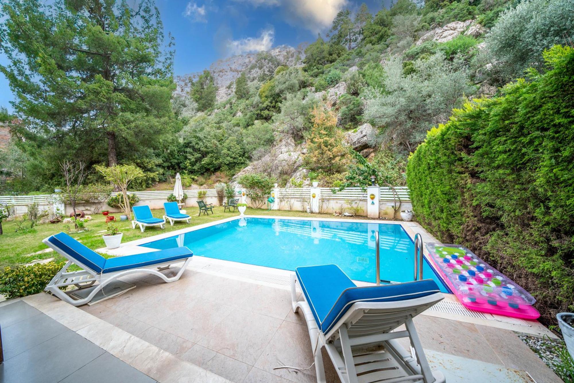 Floransa Icmeler Villa *
