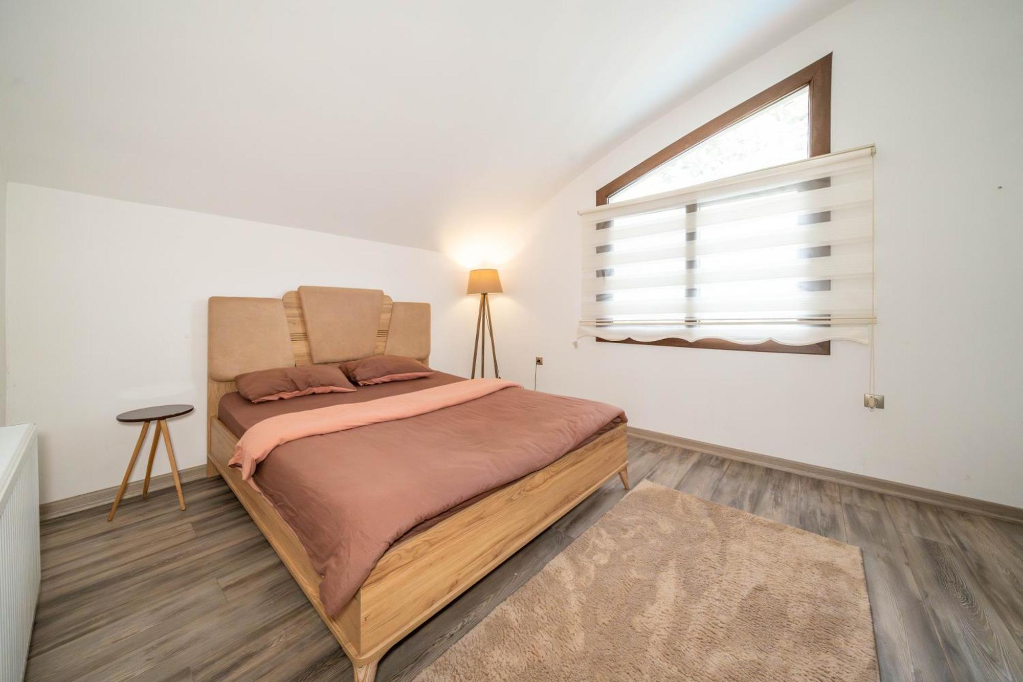 Floransa Icmeler Villa *