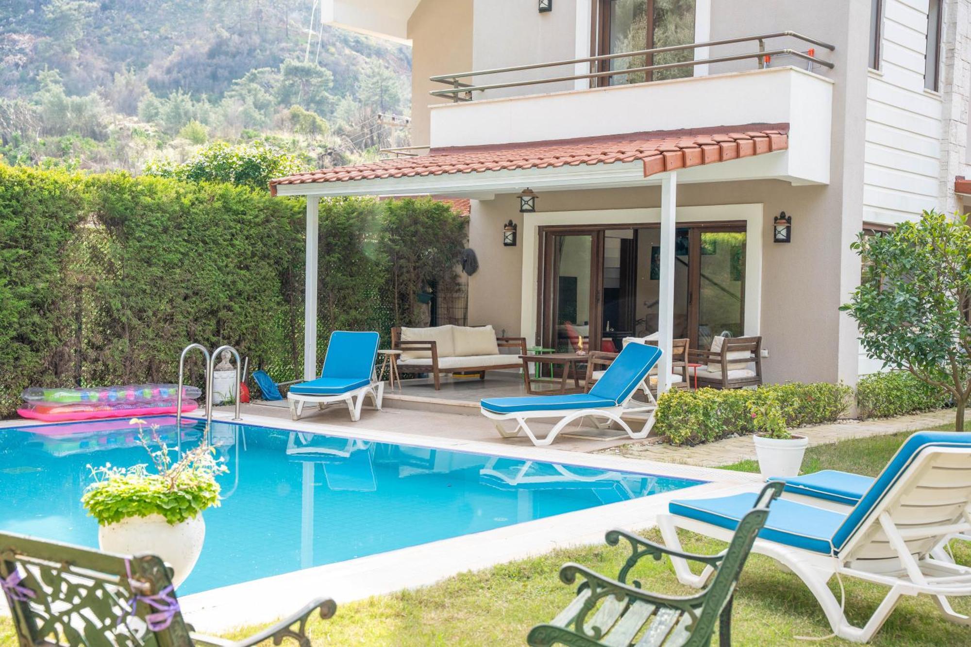 Floransa Icmeler Villa