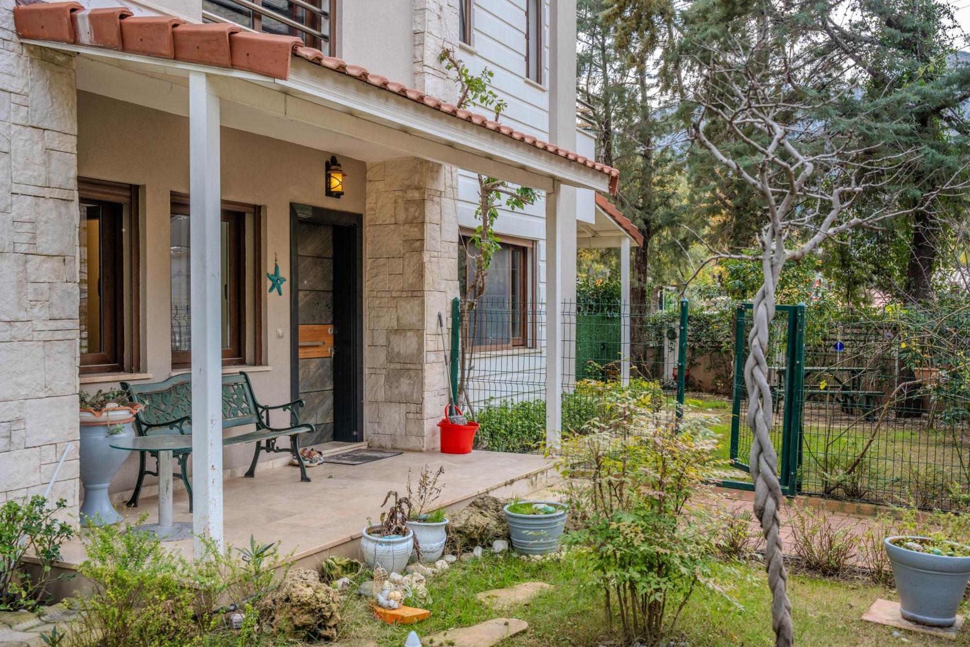 Floransa Icmeler Villa *
